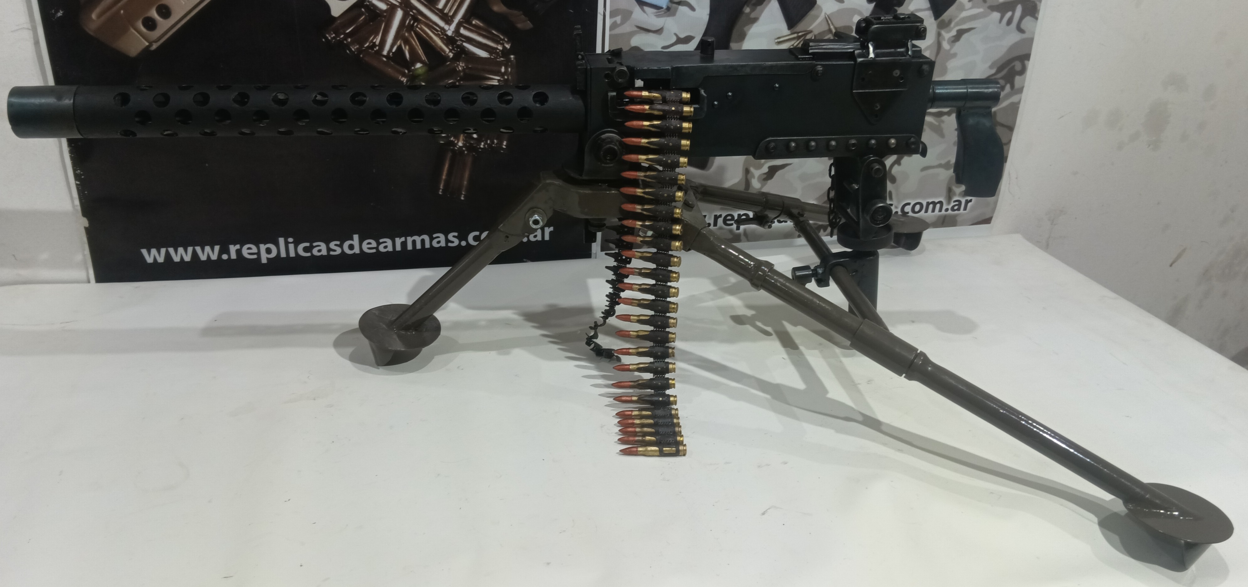 44444 AMETRALLADORA BROWNING mod M-1919 en tripode (pistol grip)