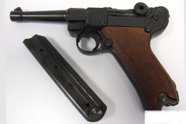 PISTOLA ALEMANA LUGER P08