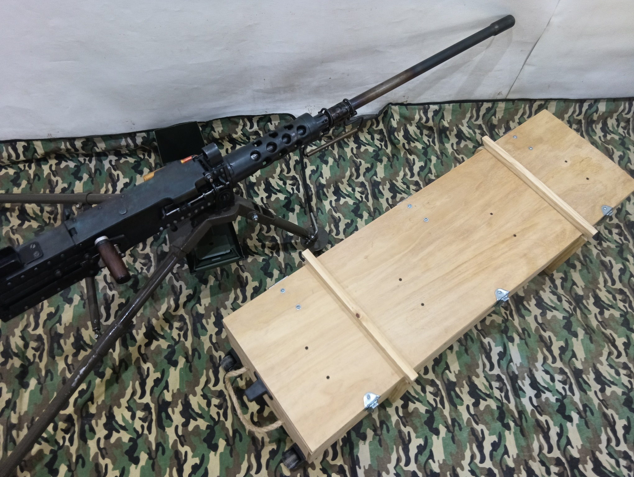 AMETRALLADORA PESADA BROWNING M2HB (en cajon)